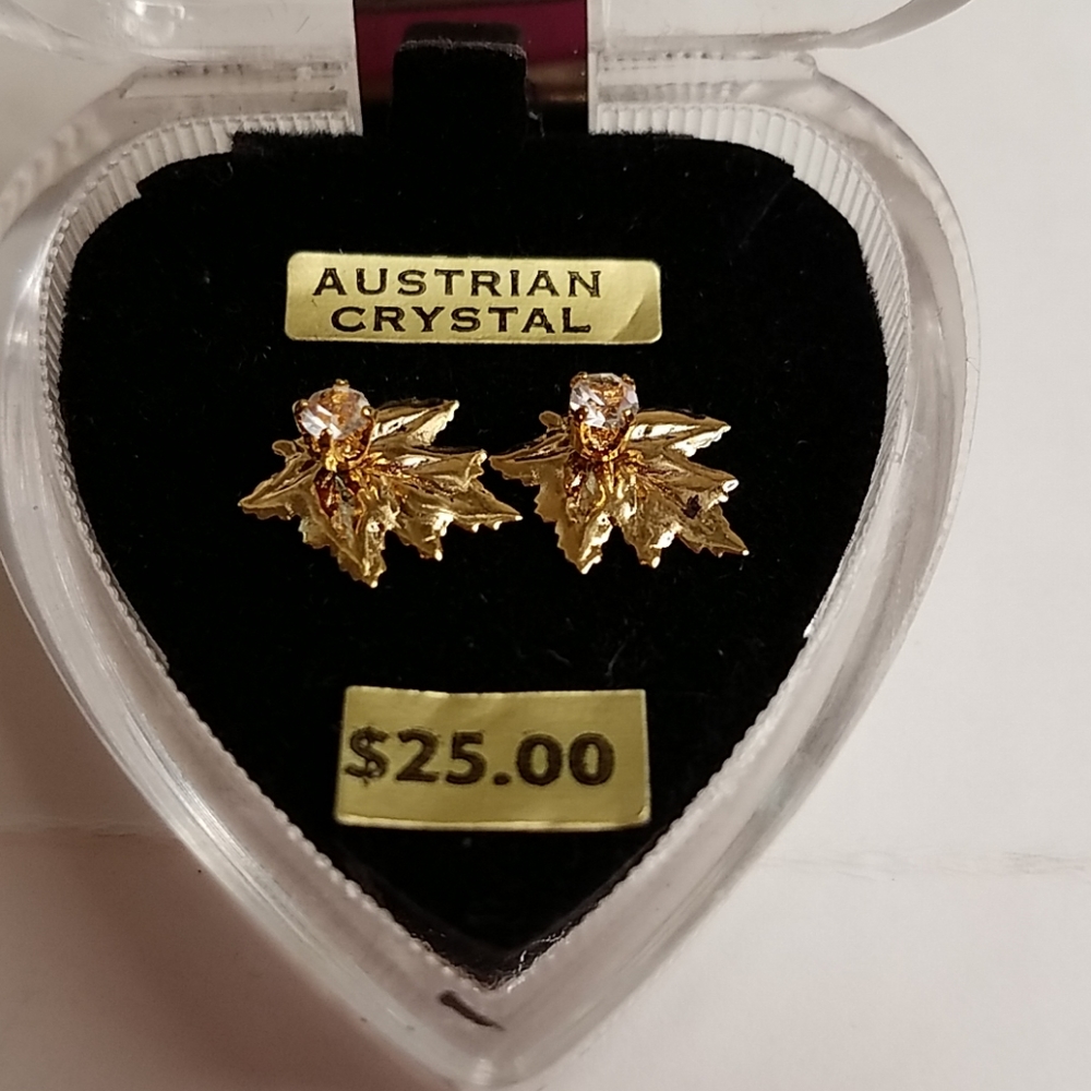 Austrian  crystal  earring  b184